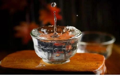 搶占白酒新零售市場(chǎng) 歐巴智能售酒機(jī)的五大終端致勝法寶